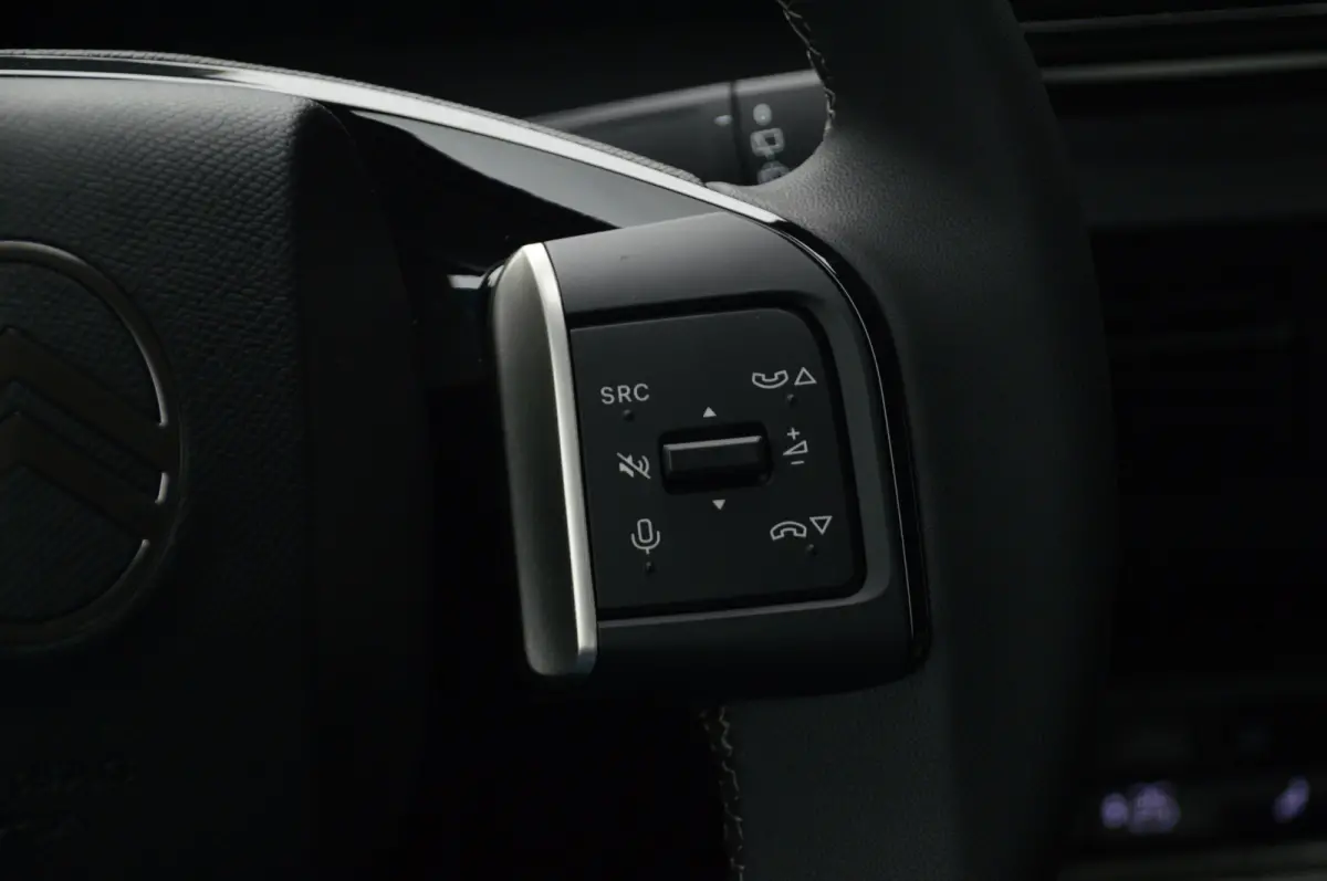 1.2 Hybrid 145pk Max | Achteruitrijcamera | Afwijkende dakkleur | Apple Carplay/Android Auto|telefoonintegratie premium