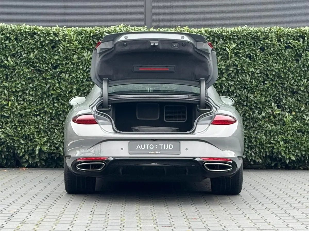 4.0 V8 Hybrid BLACK EDITION MULLINER, BTW AUTO, PANORAMIC ROOF, ROTATING DISPLAY, TOURING PACK, COMFORT PACK, NAIM FOR BENTLEY, GRAVITY GREY, BLACK BELUGA LEATHER WITH MANDARIN ACCENTS, ALAR