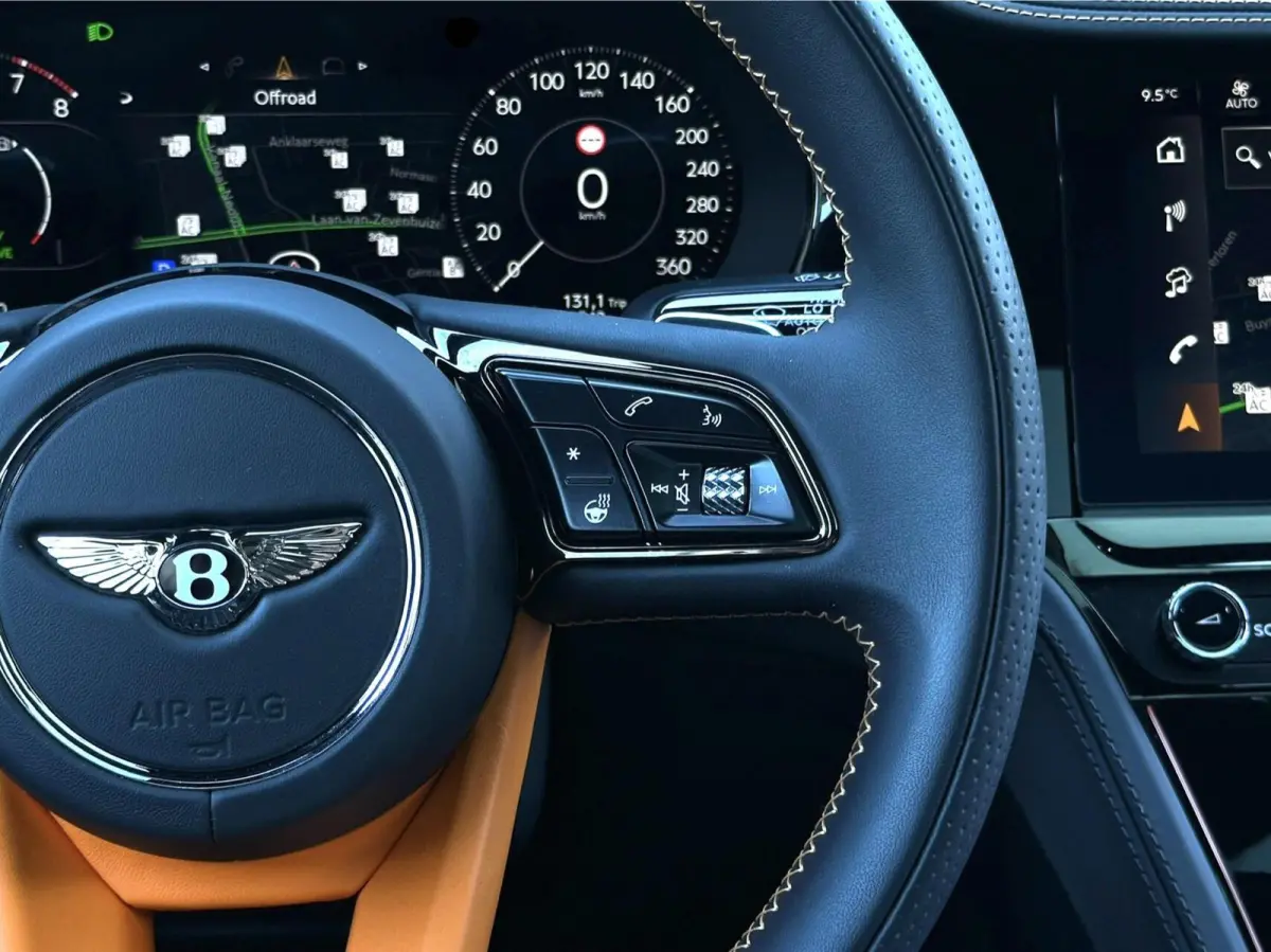 4.0 V8 Hybrid BLACK EDITION MULLINER, BTW AUTO, PANORAMIC ROOF, ROTATING DISPLAY, TOURING PACK, COMFORT PACK, NAIM FOR BENTLEY, GRAVITY GREY, BLACK BELUGA LEATHER WITH MANDARIN ACCENTS, ALAR