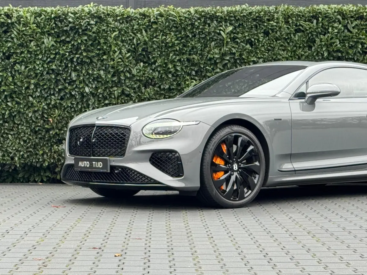 4.0 V8 Hybrid BLACK EDITION MULLINER, BTW AUTO, PANORAMIC ROOF, ROTATING DISPLAY, TOURING PACK, COMFORT PACK, NAIM FOR BENTLEY, GRAVITY GREY, BLACK BELUGA LEATHER WITH MANDARIN ACCENTS, ALAR