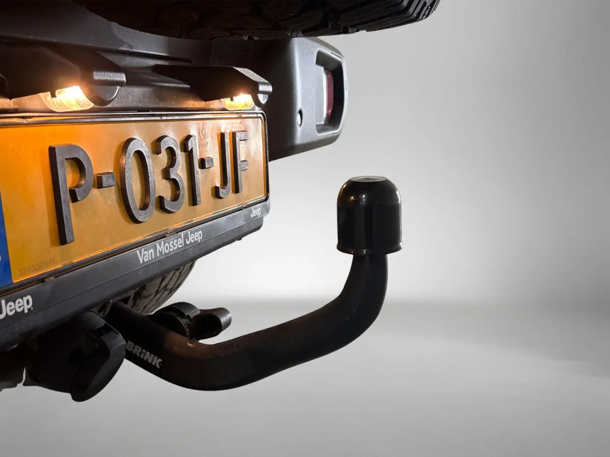 4xe 380 80th Anniversary | Front offroad camera | Navigatie | Leder | Trekhaak | Stoel & Stuurverwarming |