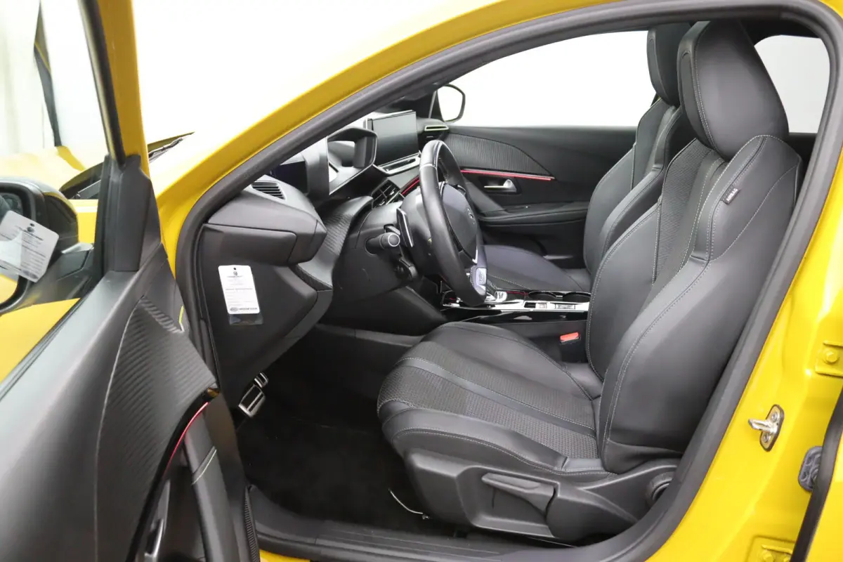 1.2*GT-LINE*PANO*CARPLAY*AUTOM*ECC*CRUISE*NAV*CAM*