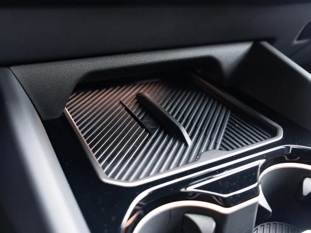 530e xDrive SoH 100% | M Sportpakket Pro | Innovation Pack | Stoelventilatie | Stuurwielrand verwarmd | Comfort Access | Panoramadak | Harman-Kardon | Trekhaak