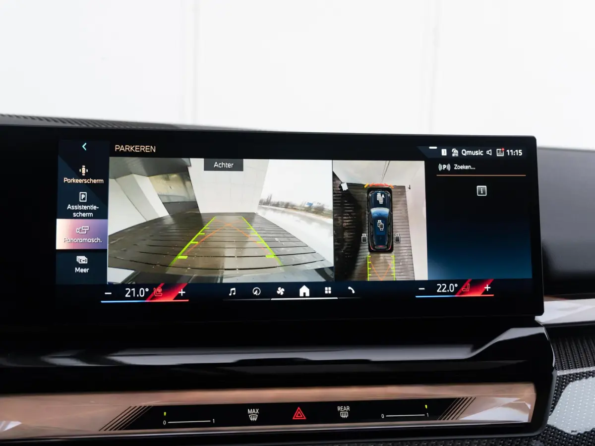530e xDrive SoH 100% | M Sportpakket Pro | Innovation Pack | Stoelventilatie | Stuurwielrand verwarmd | Comfort Access | Panoramadak | Harman-Kardon | Trekhaak