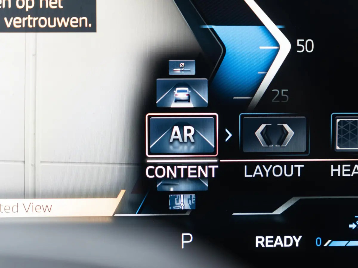 530e xDrive SoH 100% | M Sportpakket Pro | Innovation Pack | Stoelventilatie | Stuurwielrand verwarmd | Comfort Access | Panoramadak | Harman-Kardon | Trekhaak