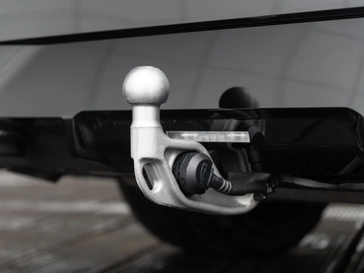 530e xDrive SoH 100% | M Sportpakket Pro | Innovation Pack | Stoelventilatie | Stuurwielrand verwarmd | Comfort Access | Panoramadak | Harman-Kardon | Trekhaak