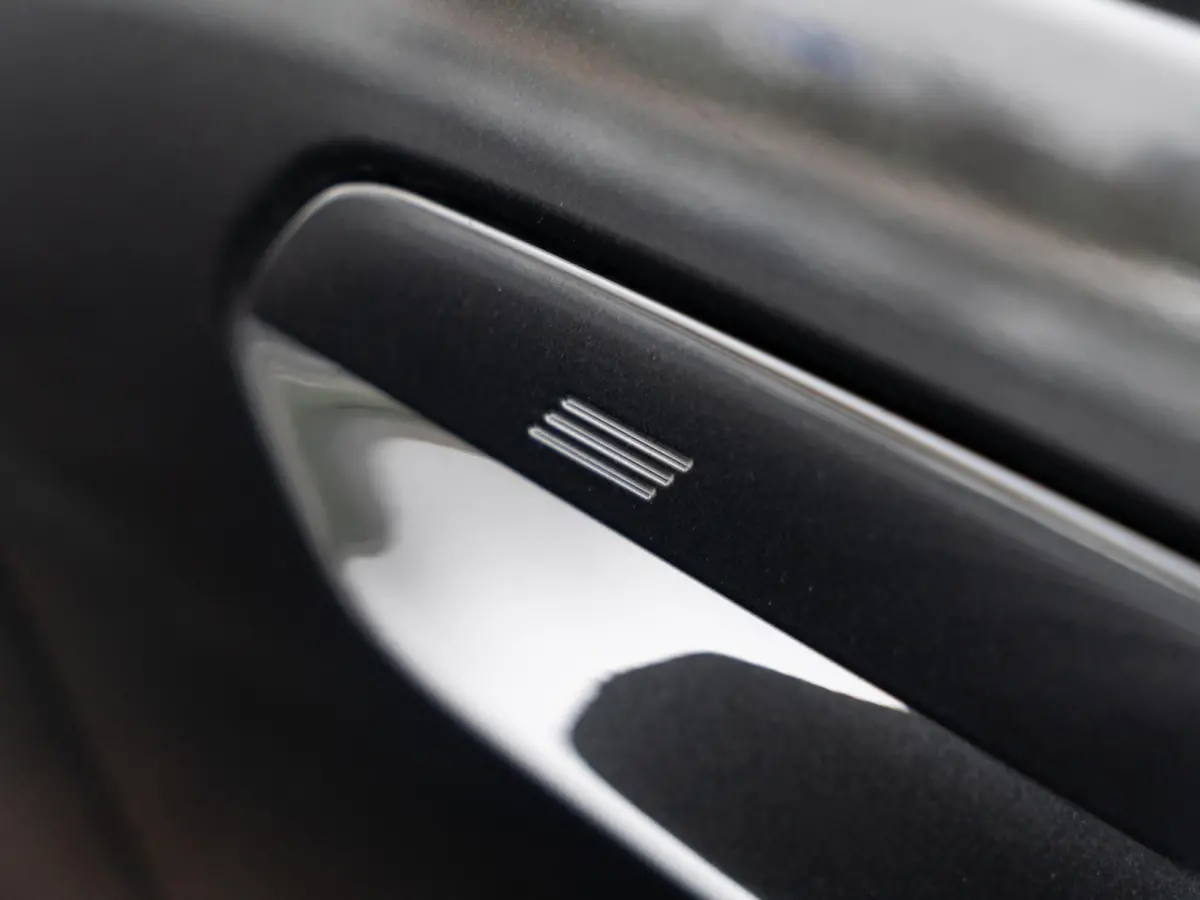 530e xDrive SoH 100% | M Sportpakket Pro | Innovation Pack | Stoelventilatie | Stuurwielrand verwarmd | Comfort Access | Panoramadak | Harman-Kardon | Trekhaak