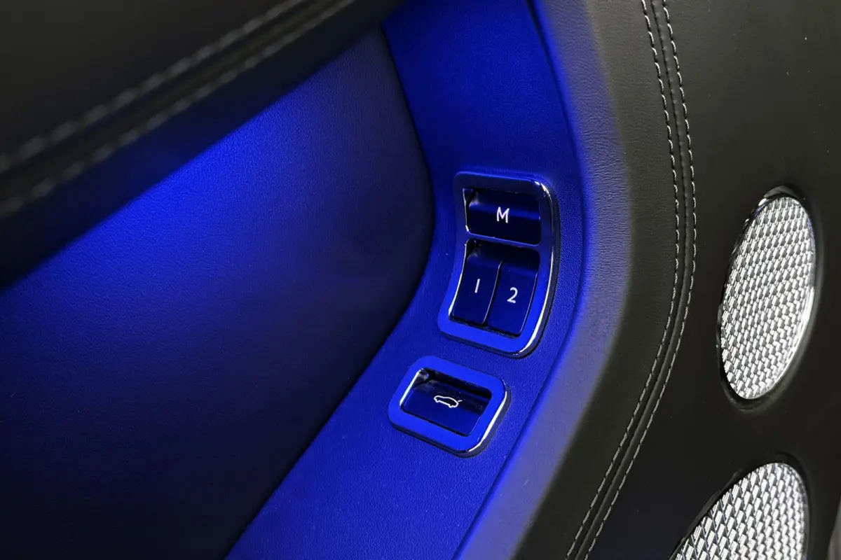4.0 V8 / NAIM / Org. Nederlands /  Softclose / City-Pack / Touring-Pack