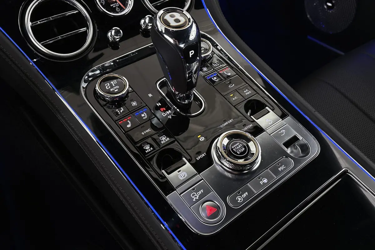 4.0 V8 / NAIM / Org. Nederlands /  Softclose / City-Pack / Touring-Pack
