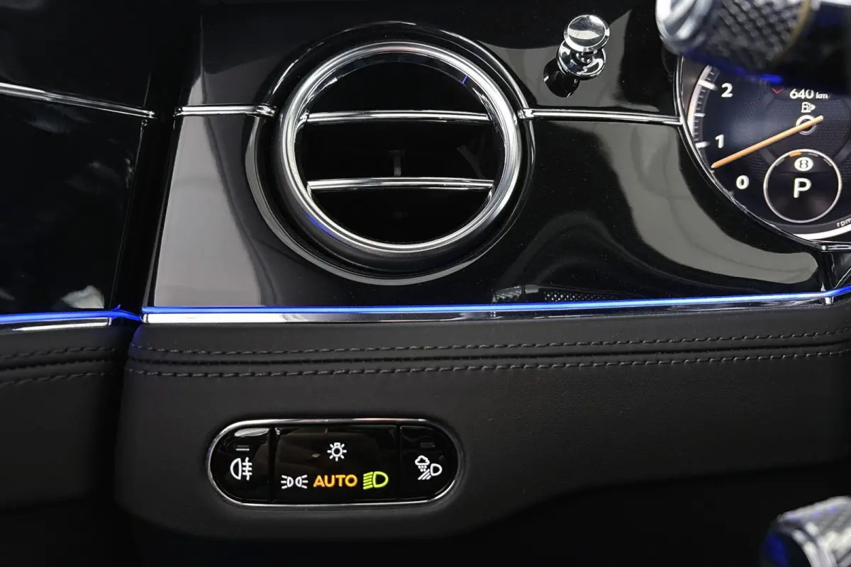 4.0 V8 / NAIM / Org. Nederlands /  Softclose / City-Pack / Touring-Pack