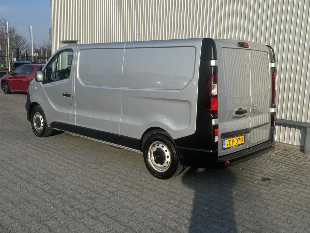 1.6 CDTI L2H1 Edit.*NAVI*CAM*CRUISE*A/C*TEL*3-PERS