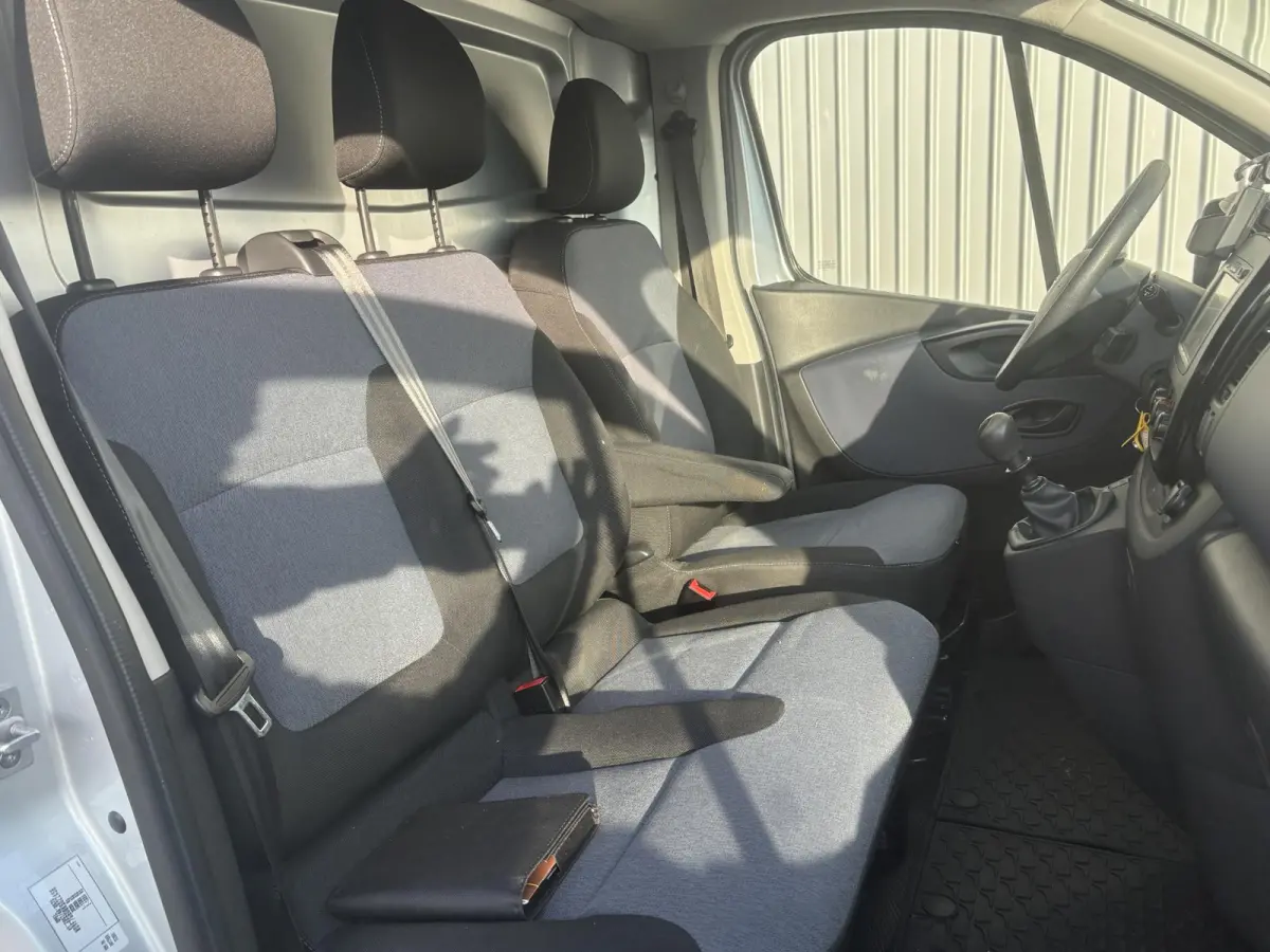 1.6 CDTI L2H1 Edit.*NAVI*CAM*CRUISE*A/C*TEL*3-PERS