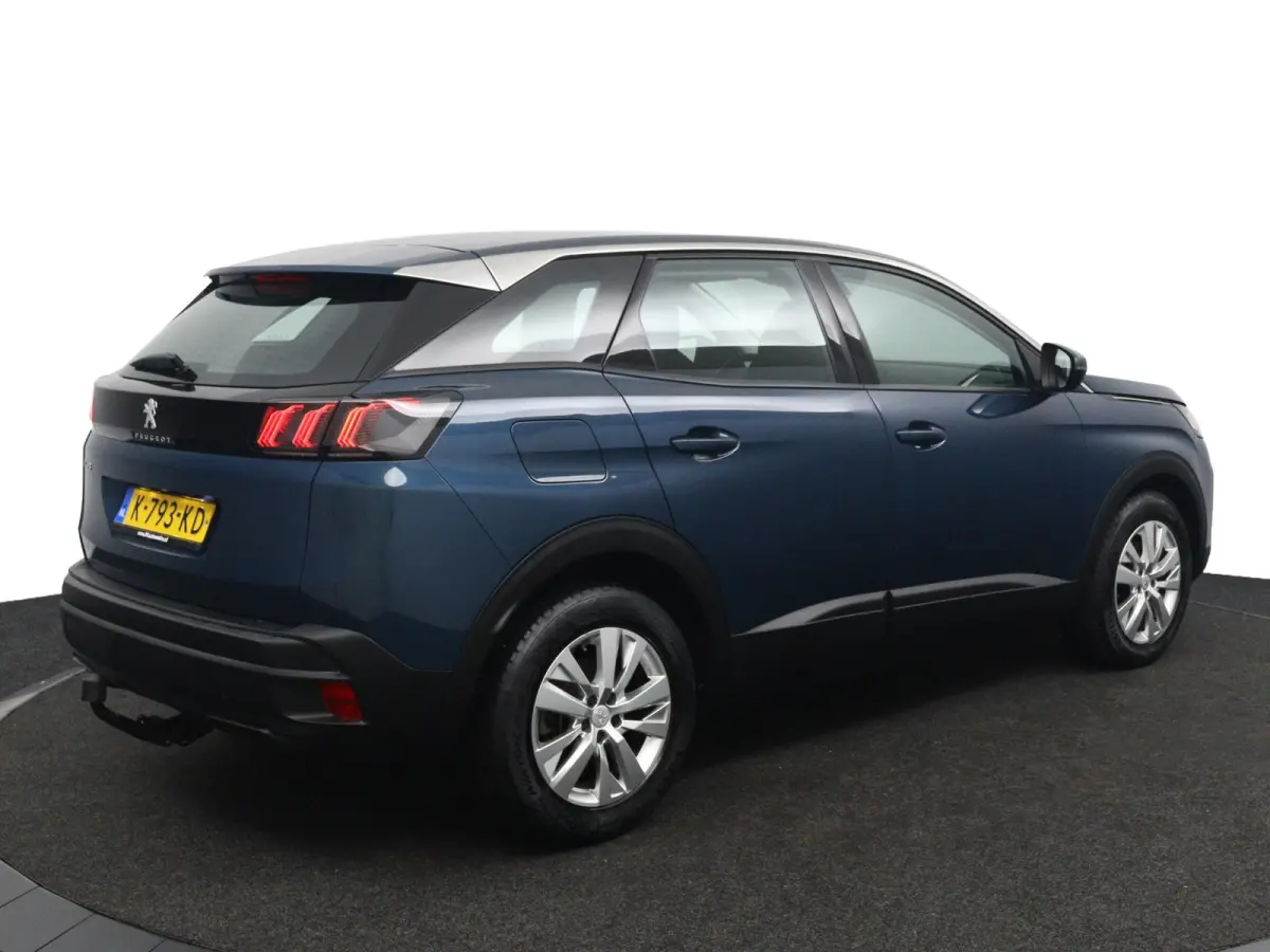 1.2*FACELIFT*CARPLAY*NAVI*CRUISE*ECC*HAAK*CAM*LED*