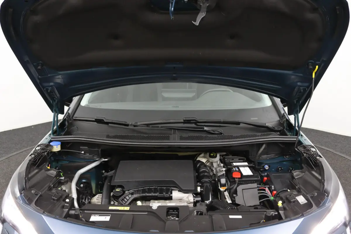 1.2*FACELIFT*CARPLAY*NAVI*CRUISE*ECC*HAAK*CAM*LED*