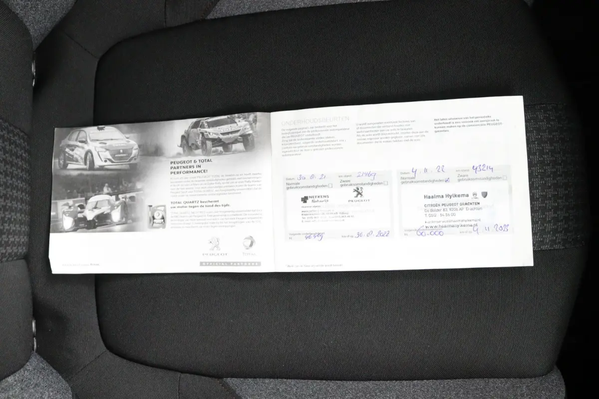 1.2*FACELIFT*CARPLAY*NAVI*CRUISE*ECC*HAAK*CAM*LED*