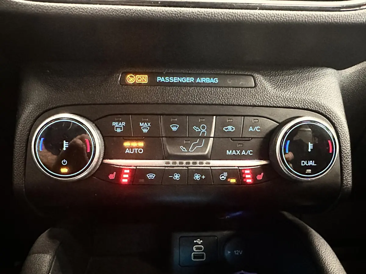 2.5 PHEV ST-Line Automaat Navigatie Apple Carplay/Android Auto Camera Parkeersensoren Cruise Control Stoel-en stuurverwarming Virtual Cockpit Climate Control