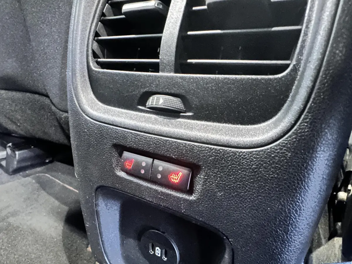 2.5 PHEV ST-Line Automaat Navigatie Apple Carplay/Android Auto Camera Parkeersensoren Cruise Control Stoel-en stuurverwarming Virtual Cockpit Climate Control