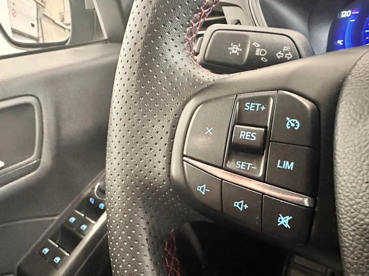 2.5 PHEV ST-Line Automaat Navigatie Apple Carplay/Android Auto Camera Parkeersensoren Cruise Control Stoel-en stuurverwarming Virtual Cockpit Climate Control