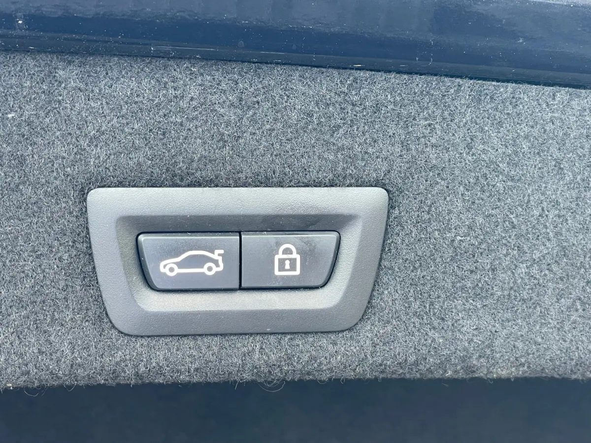 750Li xDrive High Executive | PANO | SOFTCLOSE | CARBON | CAMERA | KEYLESS |