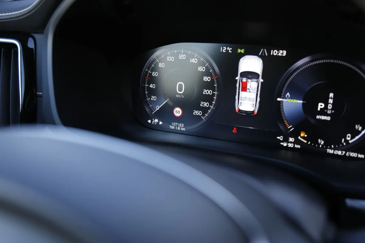 2.0 T8 392PK Plug-in hybrid AWD R-Design*Perfect Volvo Onderh.*B&W!/Pano/Sport Leder/Stoelverw.V+A/Stuurverw./ACC/Pilot ass./360 Camera/Memorie/BLIS/Parkeersens.V+A/21 inch LM*