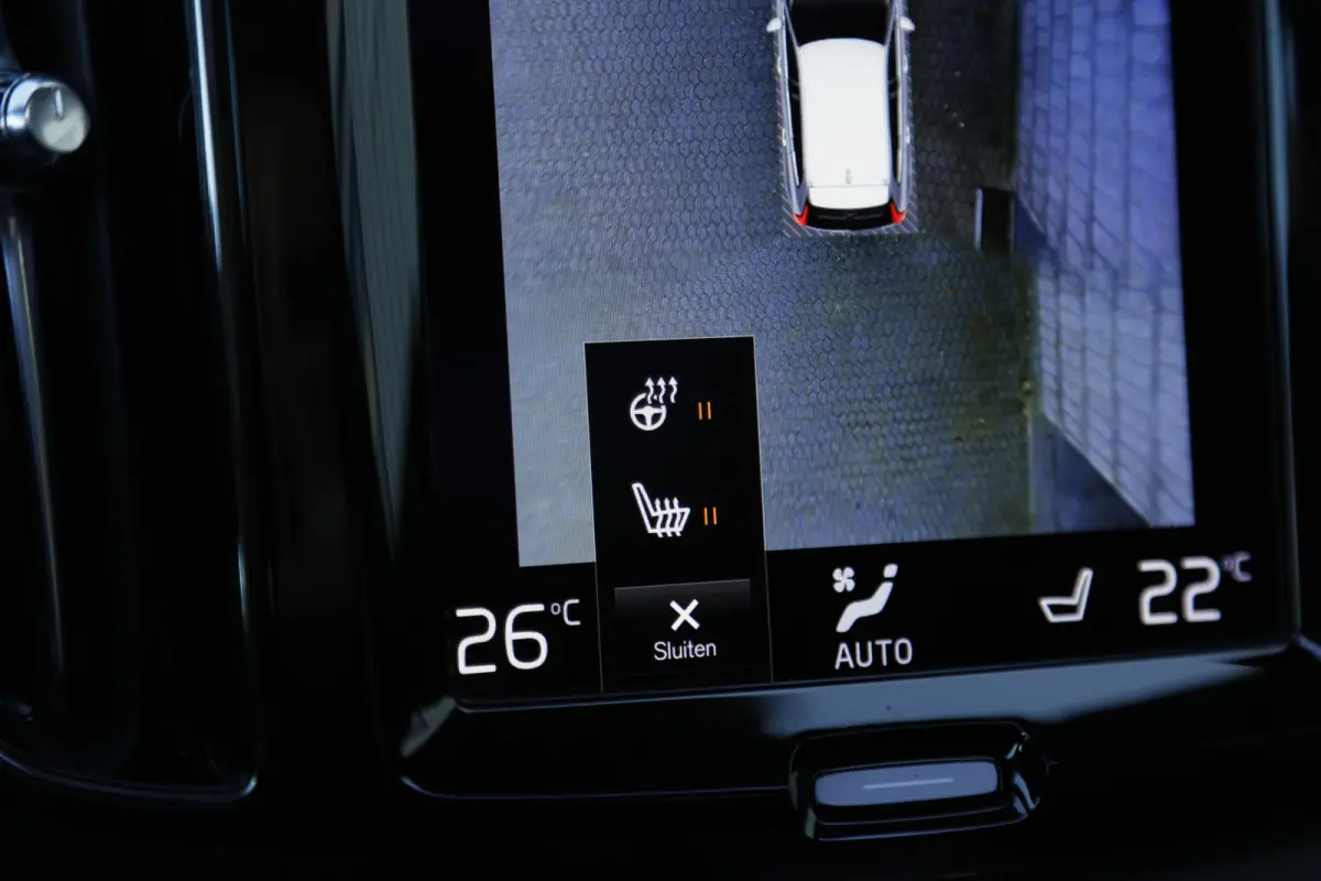 2.0 T8 392PK Plug-in hybrid AWD R-Design*Perfect Volvo Onderh.*B&W!/Pano/Sport Leder/Stoelverw.V+A/Stuurverw./ACC/Pilot ass./360 Camera/Memorie/BLIS/Parkeersens.V+A/21 inch LM*