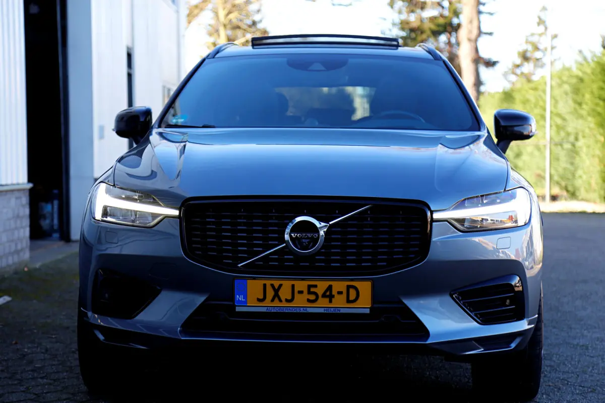 2.0 T8 392PK Plug-in hybrid AWD R-Design*Perfect Volvo Onderh.*B&W!/Pano/Sport Leder/Stoelverw.V+A/Stuurverw./ACC/Pilot ass./360 Camera/Memorie/BLIS/Parkeersens.V+A/21 inch LM*