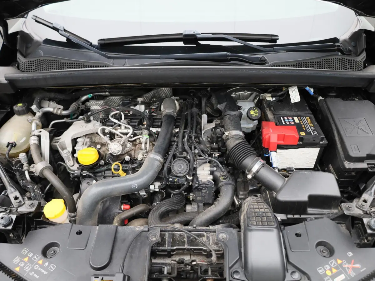 1.3 TCe 140 Initiale Paris | Automaat | Leder | Navigatie | Stoel verwarming | Apple carplay | Climate control | Camera | Parkeer sensoren | LMV | LED |