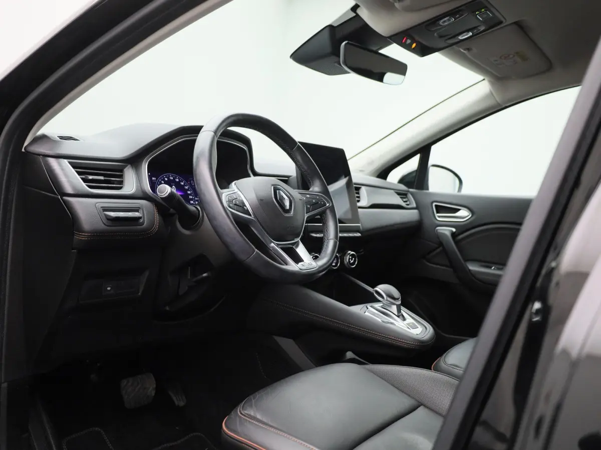 1.3 TCe 140 Initiale Paris | Automaat | Leder | Navigatie | Stoel verwarming | Apple carplay | Climate control | Camera | Parkeer sensoren | LMV | LED |