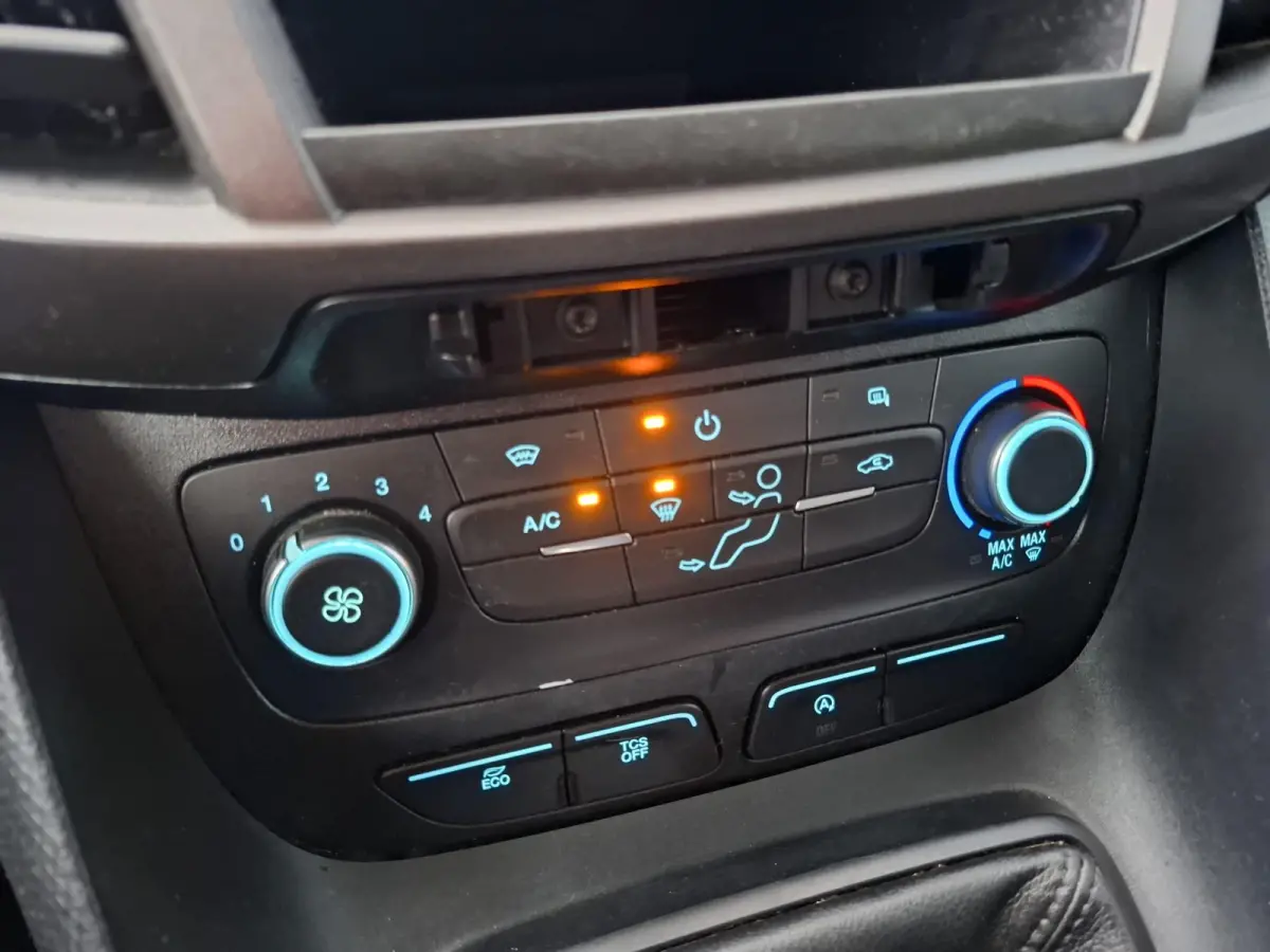 1.5 EcoBlue L1 Trend AIRCO / CARPLAY / NAVI / CAMERA / EURO 6