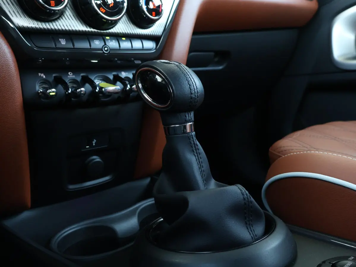 Cooper ALL4 | SoH 85% | Active Cruise Control | Navigatie | Achteruitrijcamera | Comfortstoelen | Elektrische Achterklep
