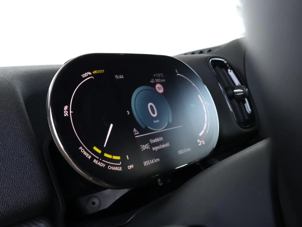 Cooper ALL4 | SoH 85% | Active Cruise Control | Navigatie | Achteruitrijcamera | Comfortstoelen | Elektrische Achterklep