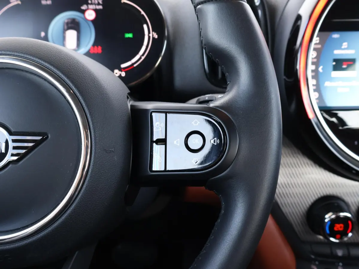 Cooper ALL4 | SoH 85% | Active Cruise Control | Navigatie | Achteruitrijcamera | Comfortstoelen | Elektrische Achterklep