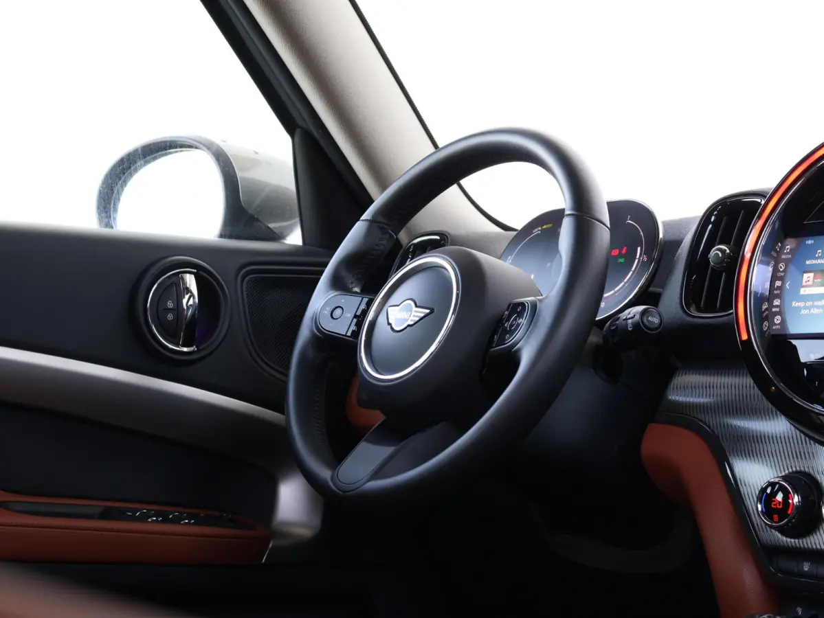 Cooper ALL4 | SoH 85% | Active Cruise Control | Navigatie | Achteruitrijcamera | Comfortstoelen | Elektrische Achterklep