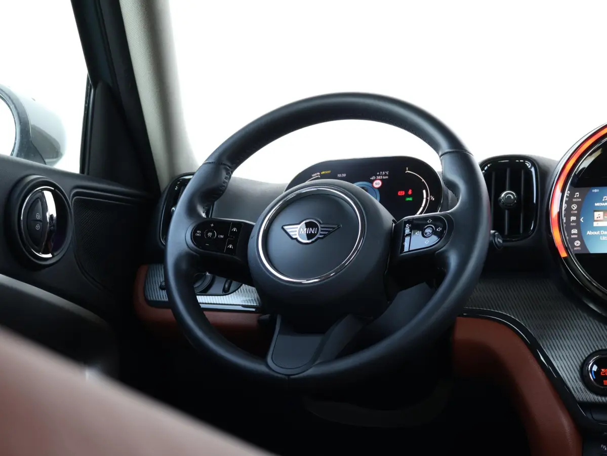 Cooper ALL4 | SoH 85% | Active Cruise Control | Navigatie | Achteruitrijcamera | Comfortstoelen | Elektrische Achterklep