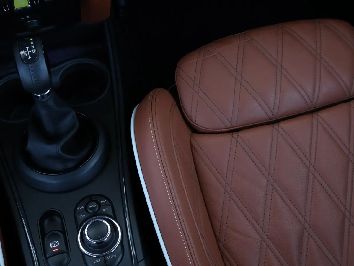 Cooper ALL4 | SoH 85% | Active Cruise Control | Navigatie | Achteruitrijcamera | Comfortstoelen | Elektrische Achterklep