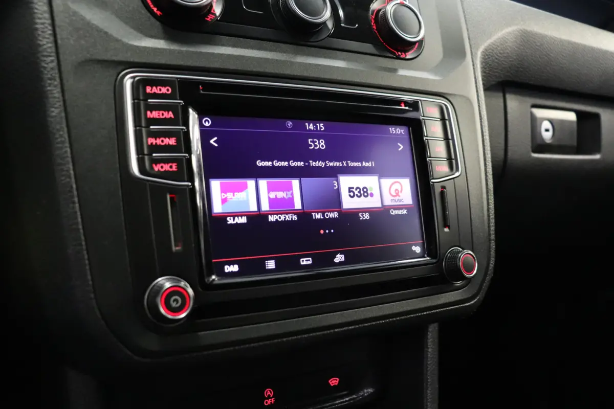 2.0 TDI 102PK Automaat EURO 6 - Airco - Navi - Cruise - € 14.499,- Excl.