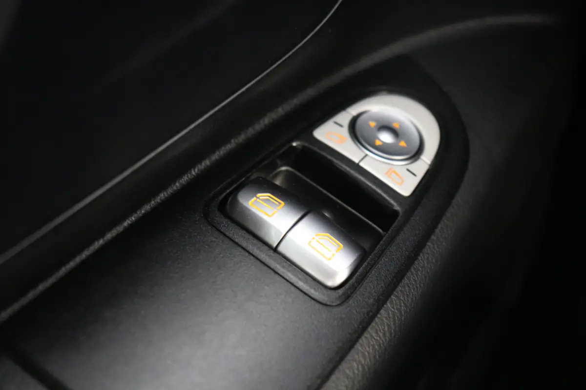 110 CDI XL - EURO 6 - Airco - Camera - €13.950,- Excl.