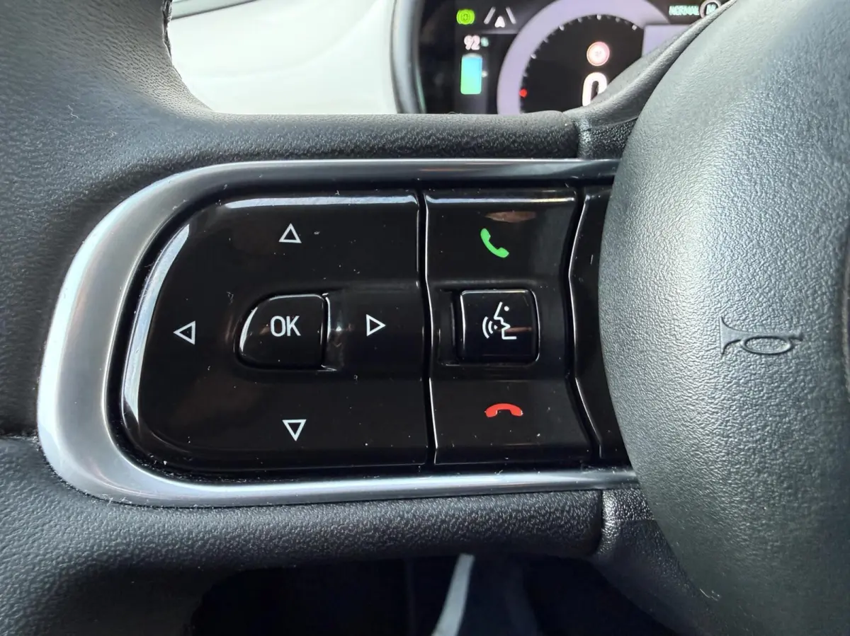 24 kWh Navi Camera Carplay Led Cruise SOH 100% Eerste Eigenaar Dealer Onderhouden Nieuwstaat 2023 Nouvelle 500 70 Kw 95 Pk incl 12 maanden garantie