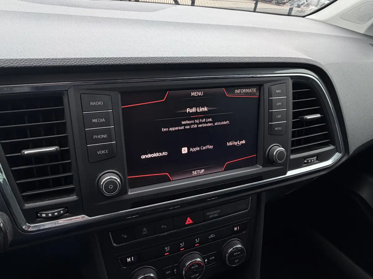 1.4 EcoTSI Style DSG Nav|Camera|Keyles|ACC|LED!