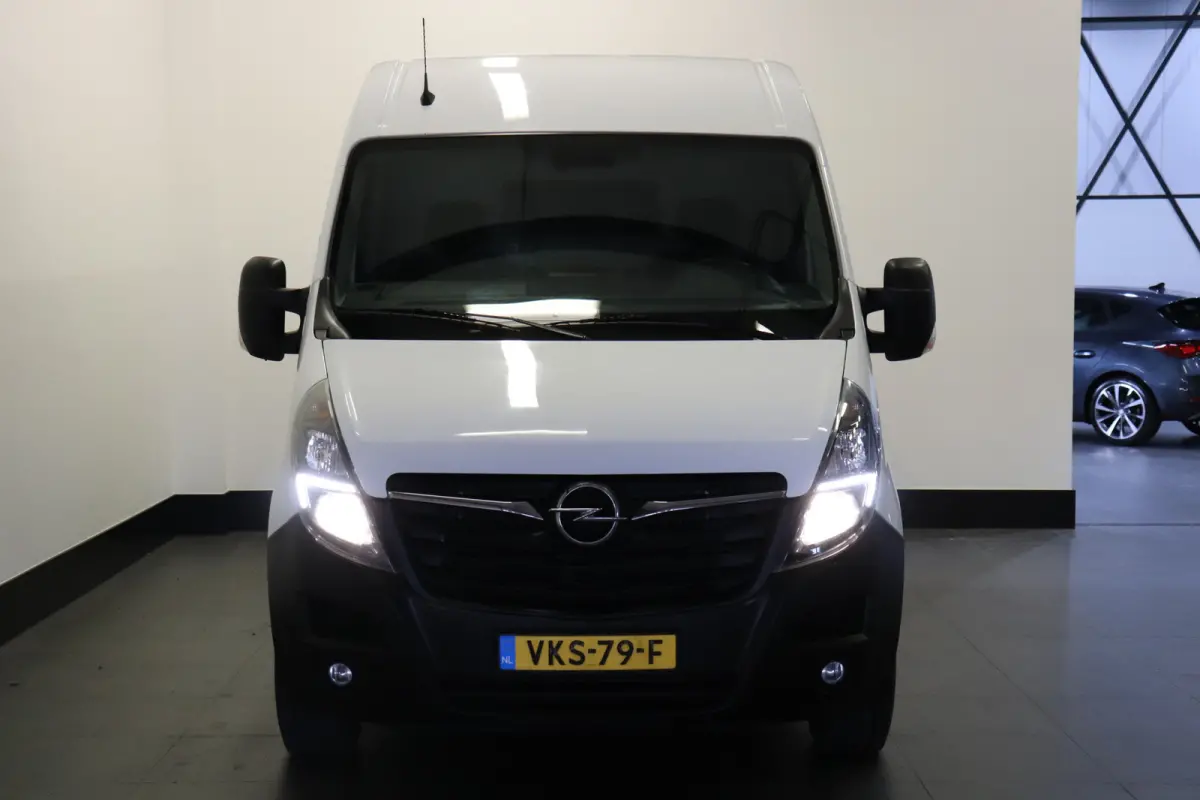 2.3 Turbo 180PK L2H2 EURO 6 - A/C Climate - Trekhaak - Camera - €13.900,- Excl.
