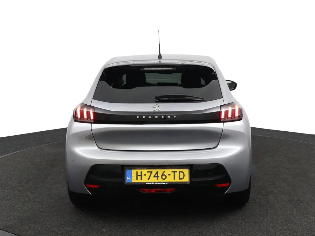 1.2 Allure*AUTOM*CARPLAY*ACC*LANE-ASS*NAVI*CAMERA*