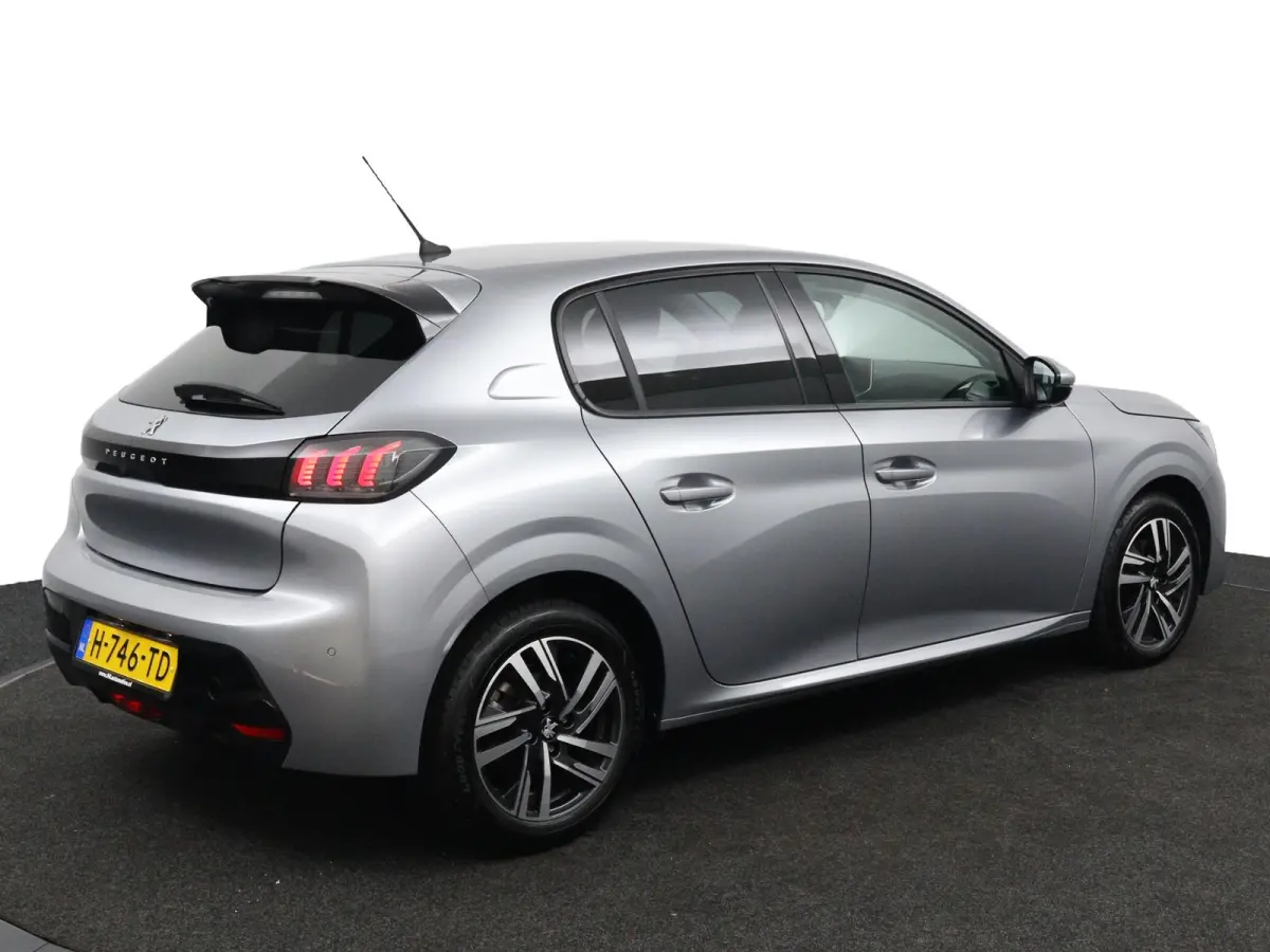 1.2 Allure*AUTOM*CARPLAY*ACC*LANE-ASS*NAVI*CAMERA*