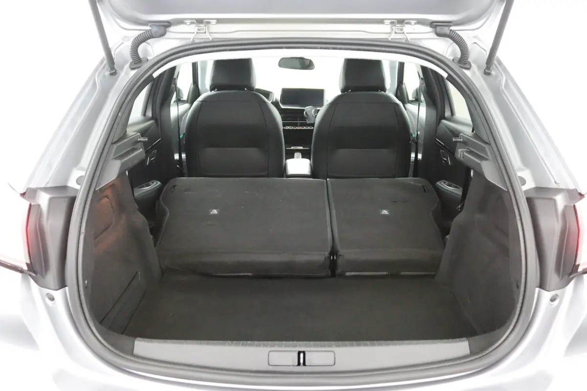 1.2 Allure*AUTOM*CARPLAY*ACC*LANE-ASS*NAVI*CAMERA*