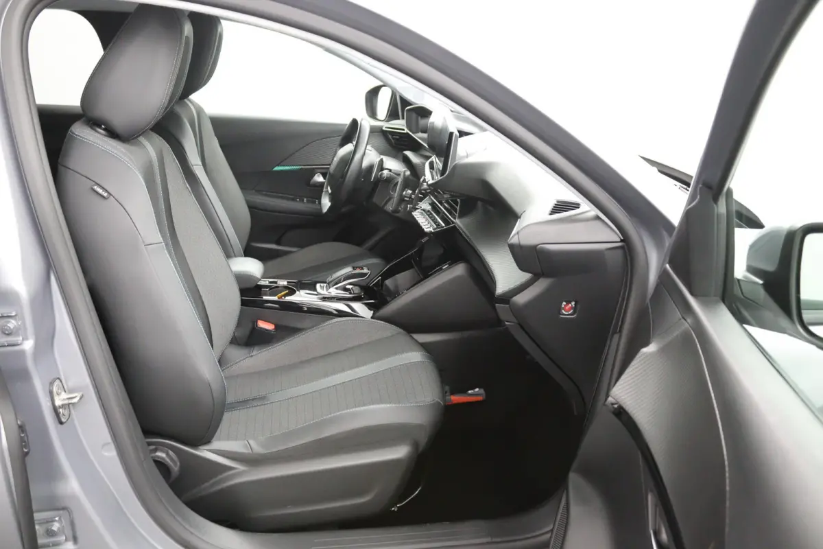 1.2 Allure*AUTOM*CARPLAY*ACC*LANE-ASS*NAVI*CAMERA*