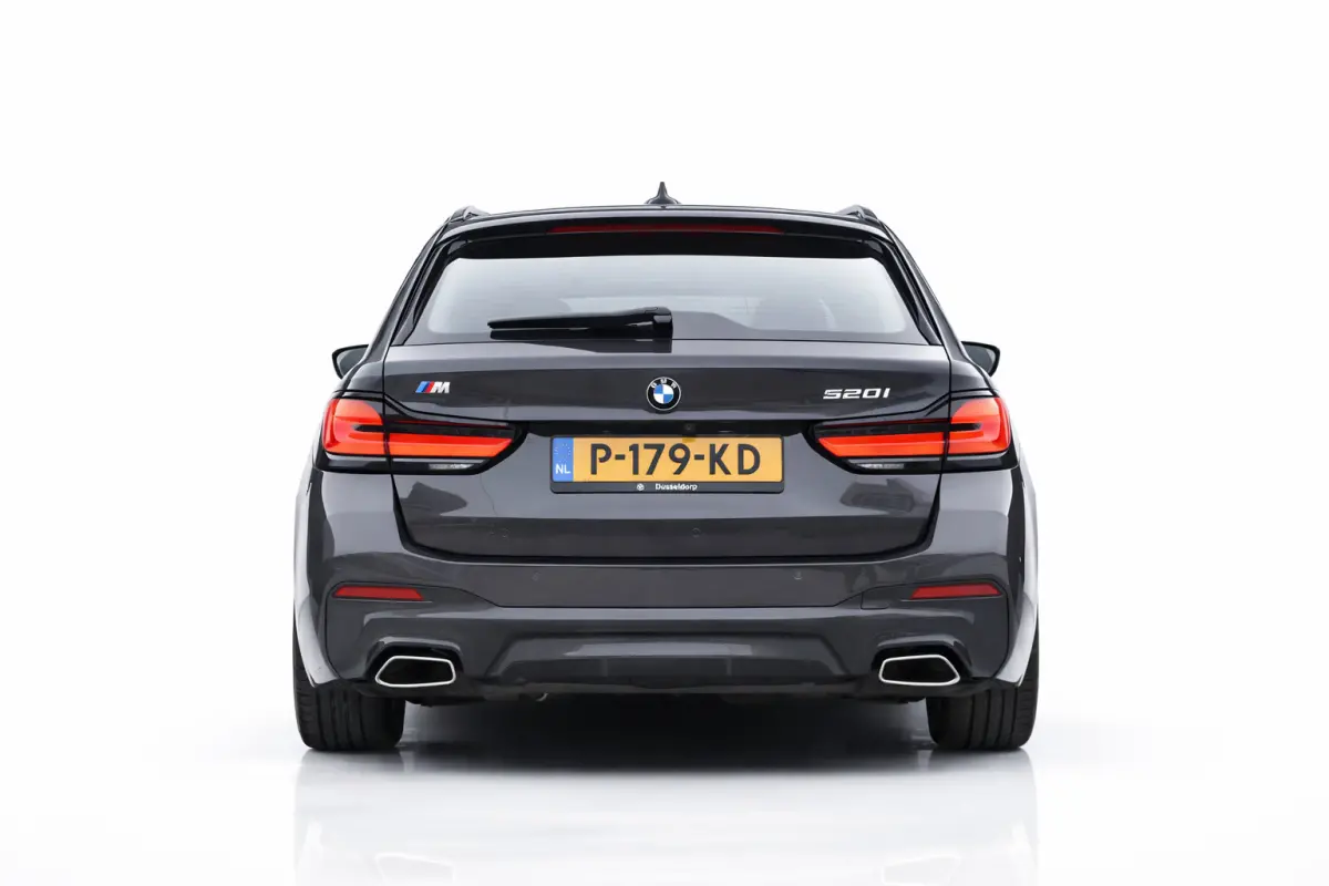 520i M-Sport | LASERLIGHT | NAP | DEALER ONDERHOUDEN | APPLE CARPLAY | ANDRIOD AUTO | SFEERVERLICHTING