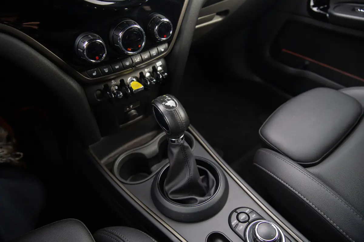 Mini 1.5 Cooper ALL4 Chili , Adap. cruise, Head-up display, Leer, Memory