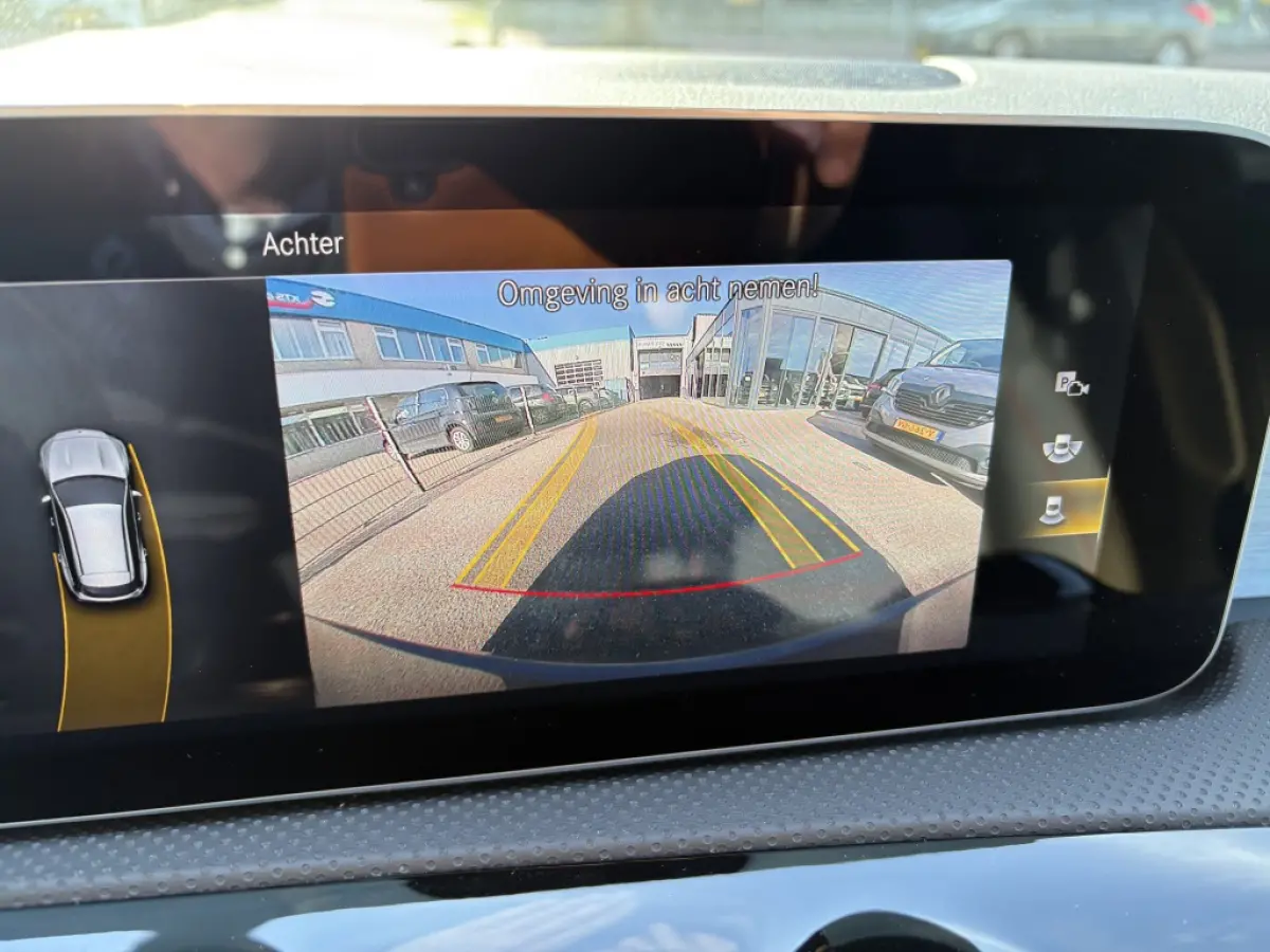 180 d Business Solution AMG DAB Camera Stoelverwarming