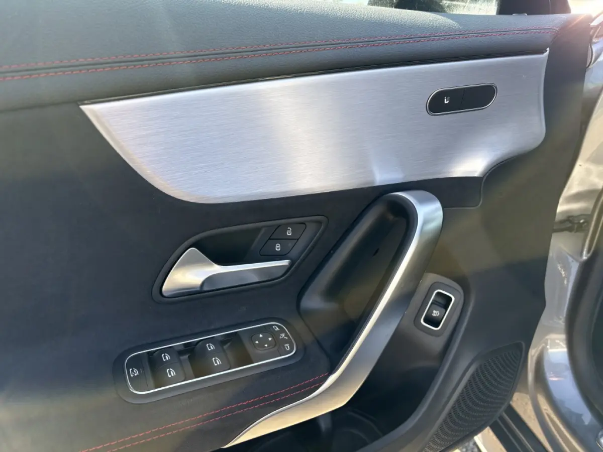 180 d Business Solution AMG DAB Camera Stoelverwarming