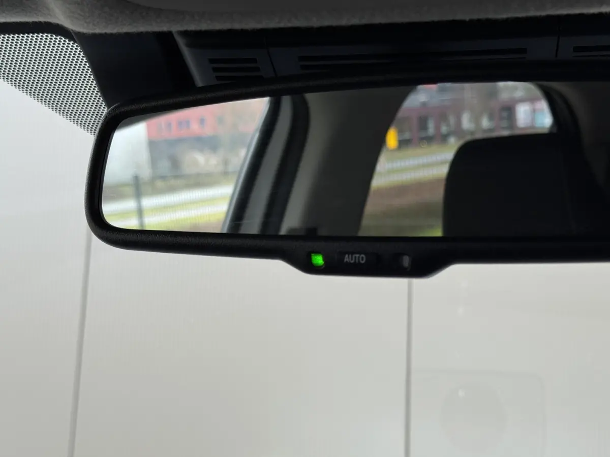 1.5 Hybrid 115 Dynamic 2024 | Stuur- en Stoelverwarming | Apple Carplay | Adap Cruise