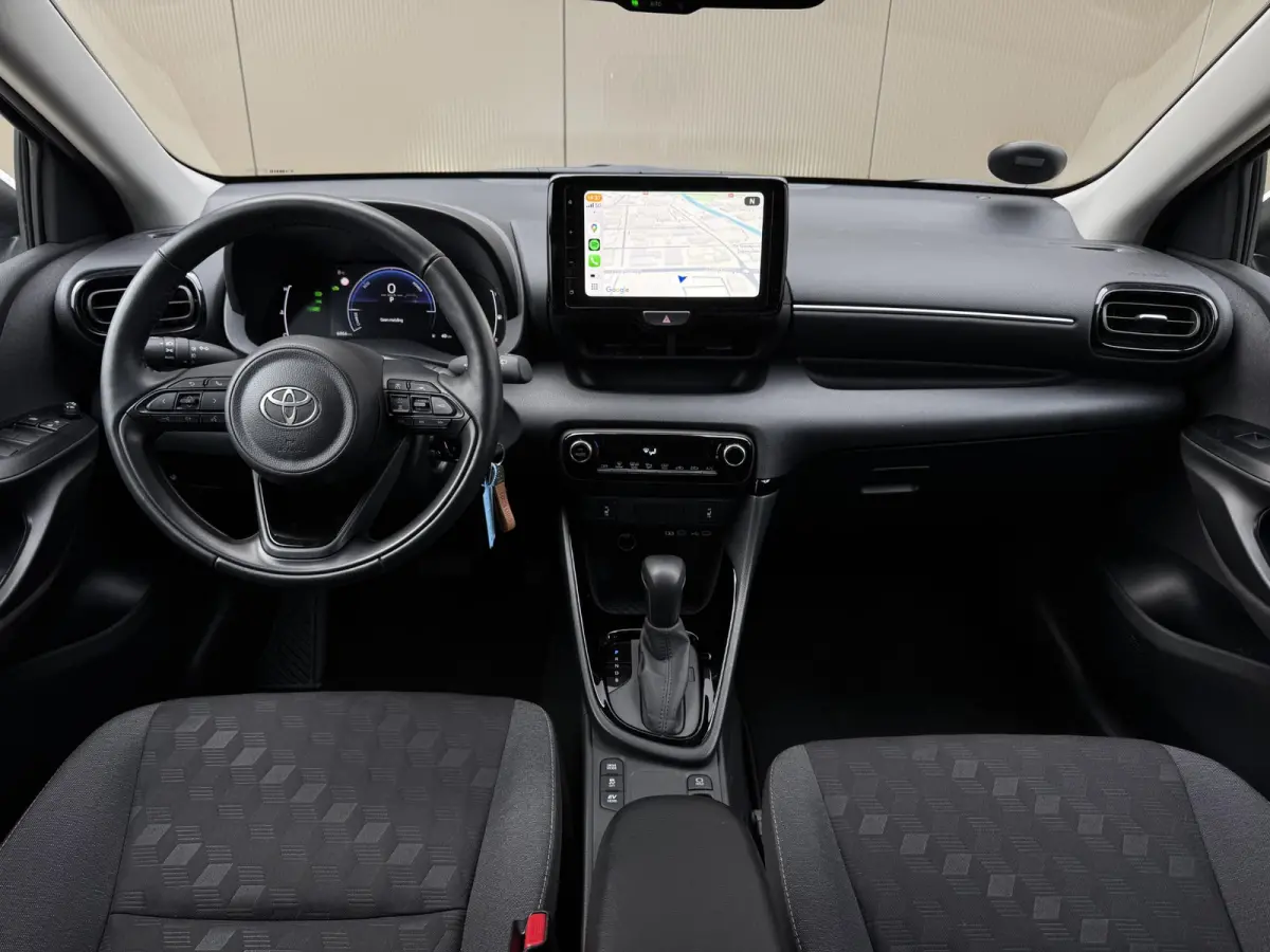 1.5 Hybrid 115 Dynamic 2024 | Stuur- en Stoelverwarming | Apple Carplay | Adap Cruise